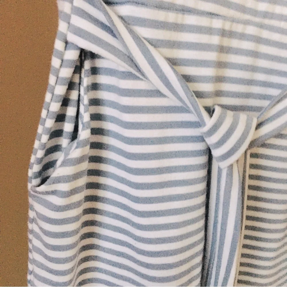 LP Gray White Horizontal Stripes Casual Knee Length Knit Dress Belted - Picture 4 of 8